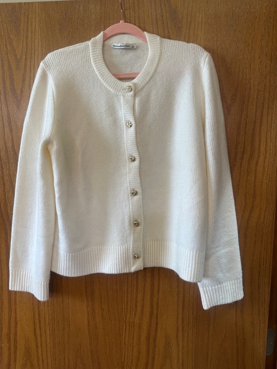 Abercrombie & Fitch Sweaters - Abercrombie & Fitch Cream Button-Front Women's Cardigan